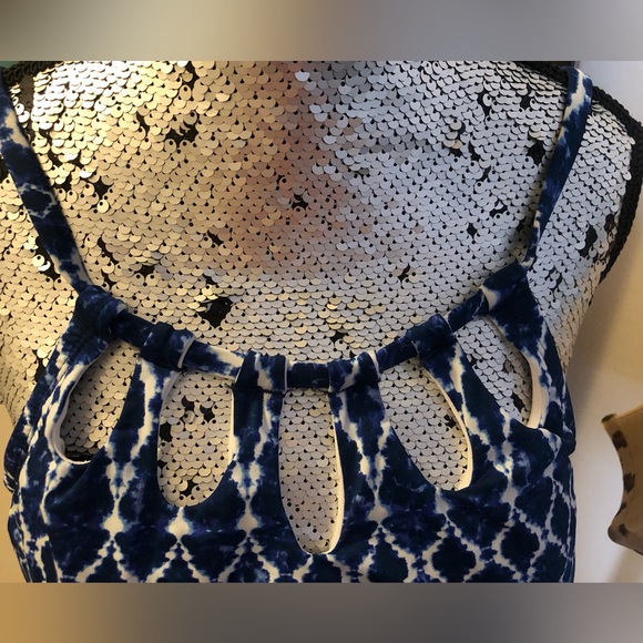 Keyhole HI Neck Tankini Top Navy & White Geometric Print (New!) - Picture 2 of 10